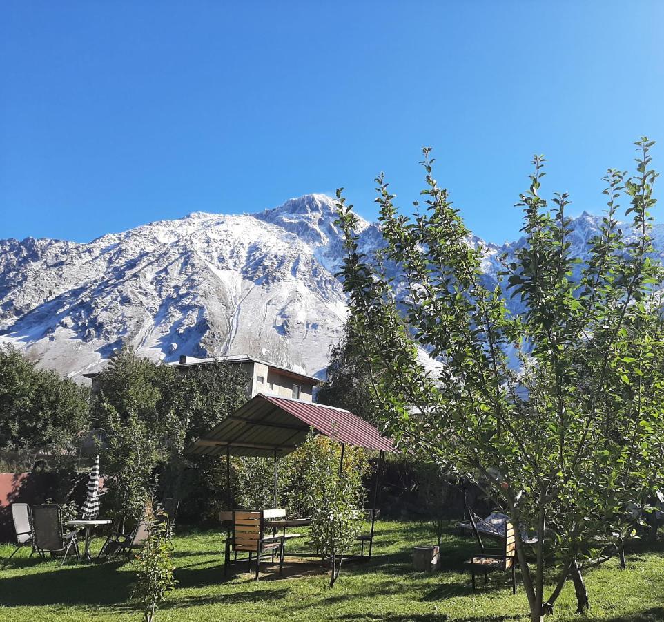 Kazbegi Green Yard Eksteriør bilde